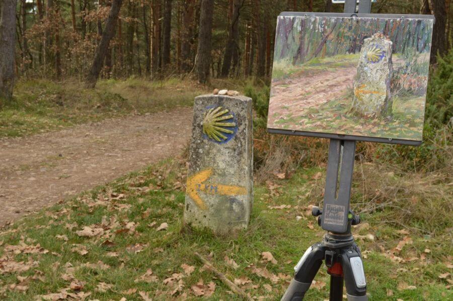Painting on the camino - Painting number 123 Shell and yellow arrow - the symbols of the Way by Sharon Bamber 